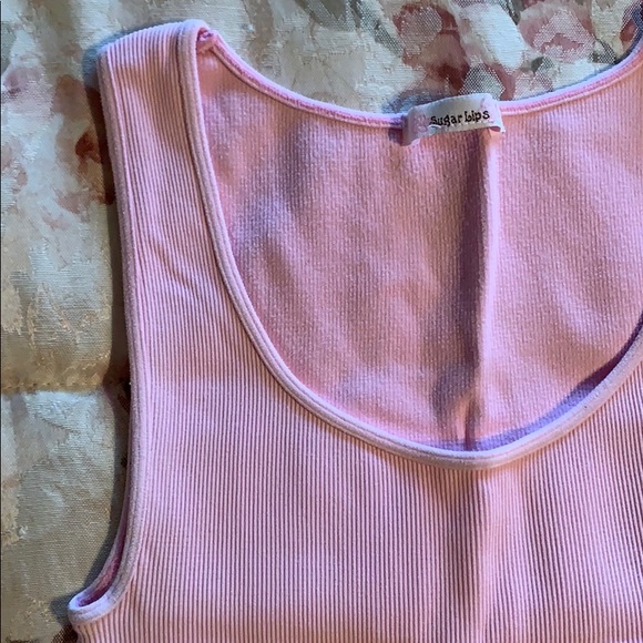 Pink Ribbed Stretchy Tank - Picture 2 of 3
